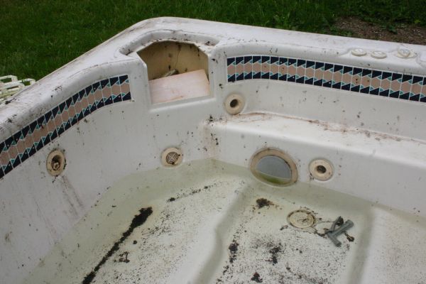 Spa Removal Service in Chippewa Falls